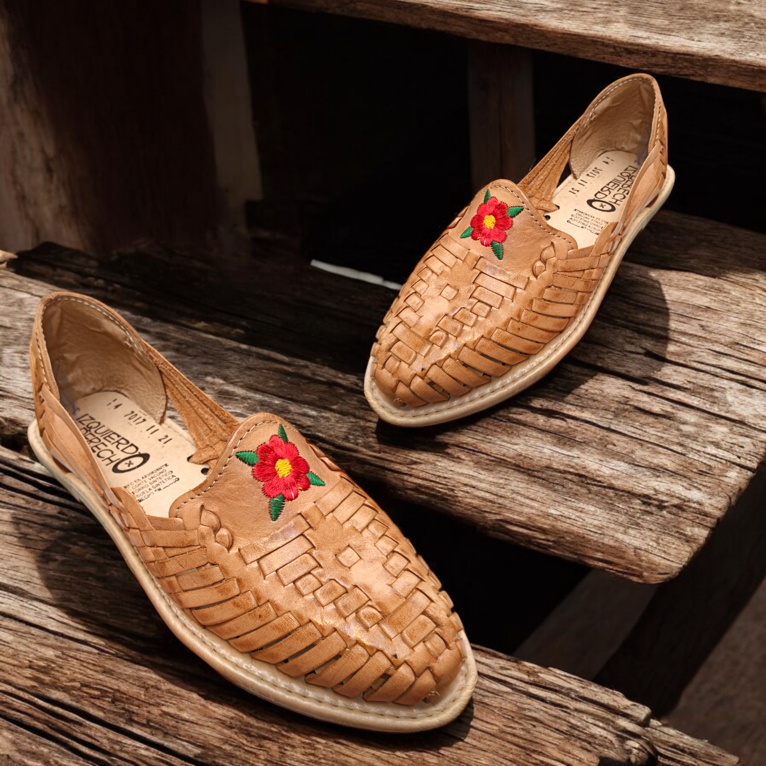 Panchito bordado 54289 Izquierdo y Derecho Huaraches Yo Soy Mexico